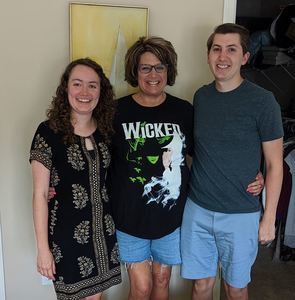 Meet your Posher, Lisa